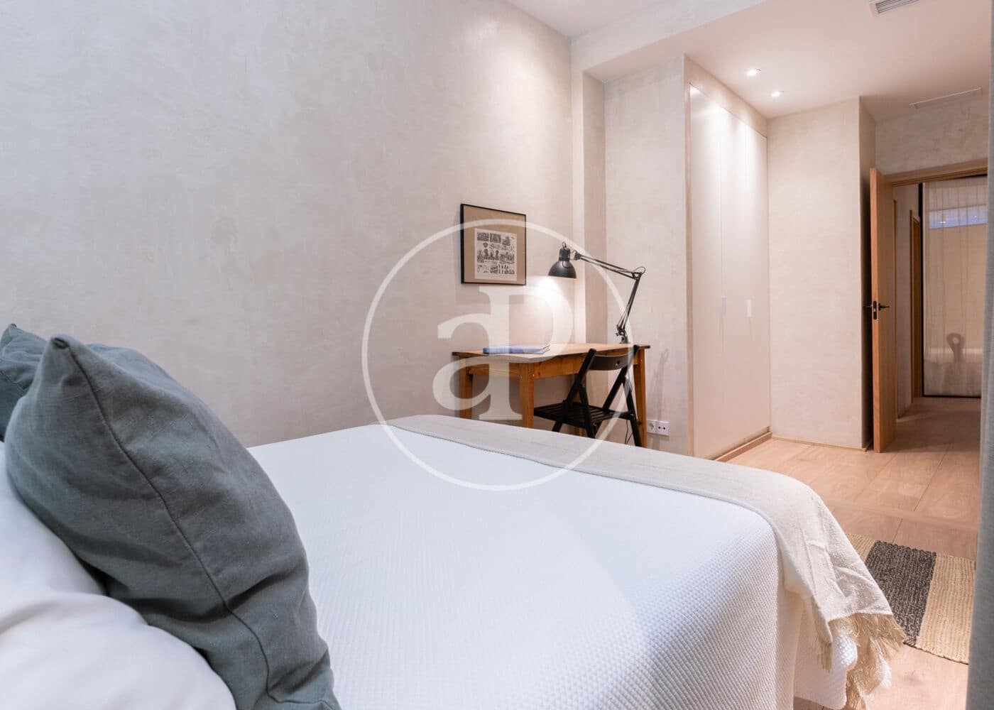 2 slaapkamer Appartement te huur in Madrid stad - € 3.400 (Ref: 8994179)