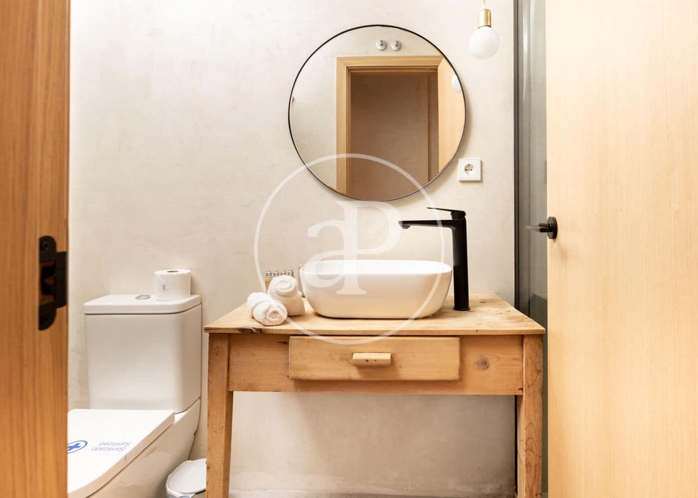 2 slaapkamer Appartement te huur in Madrid stad - € 3.400 (Ref: 8994179)