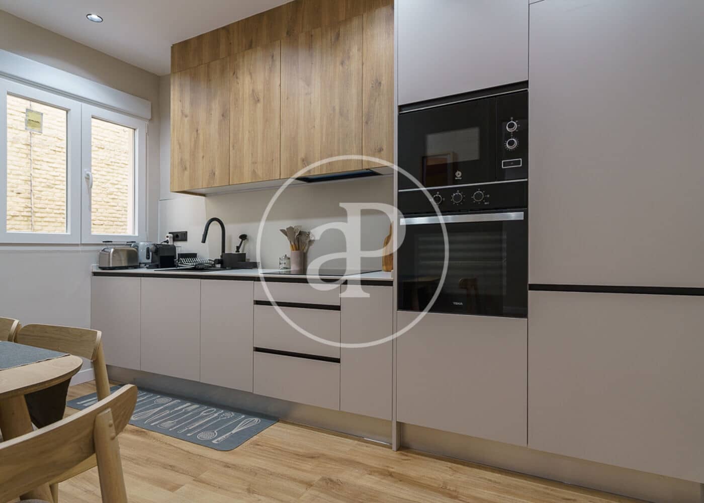 3 soveværelse Lejlighed til leje i Madrid by - € 4.750 (Ref: 8994181)