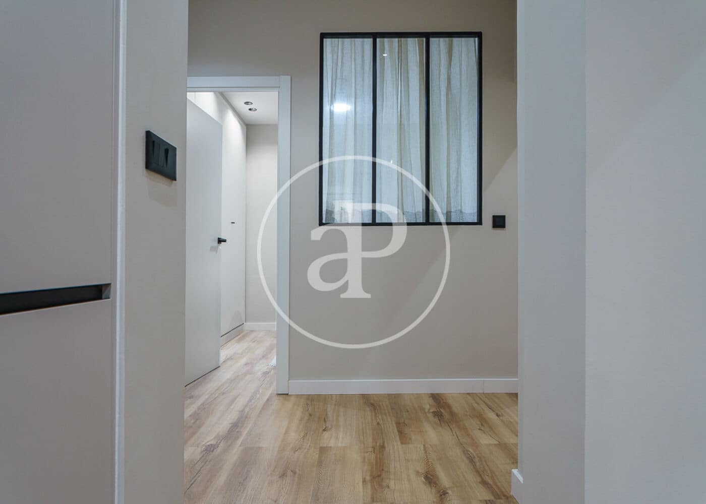 3 soveværelse Lejlighed til leje i Madrid by - € 4.750 (Ref: 8994181)