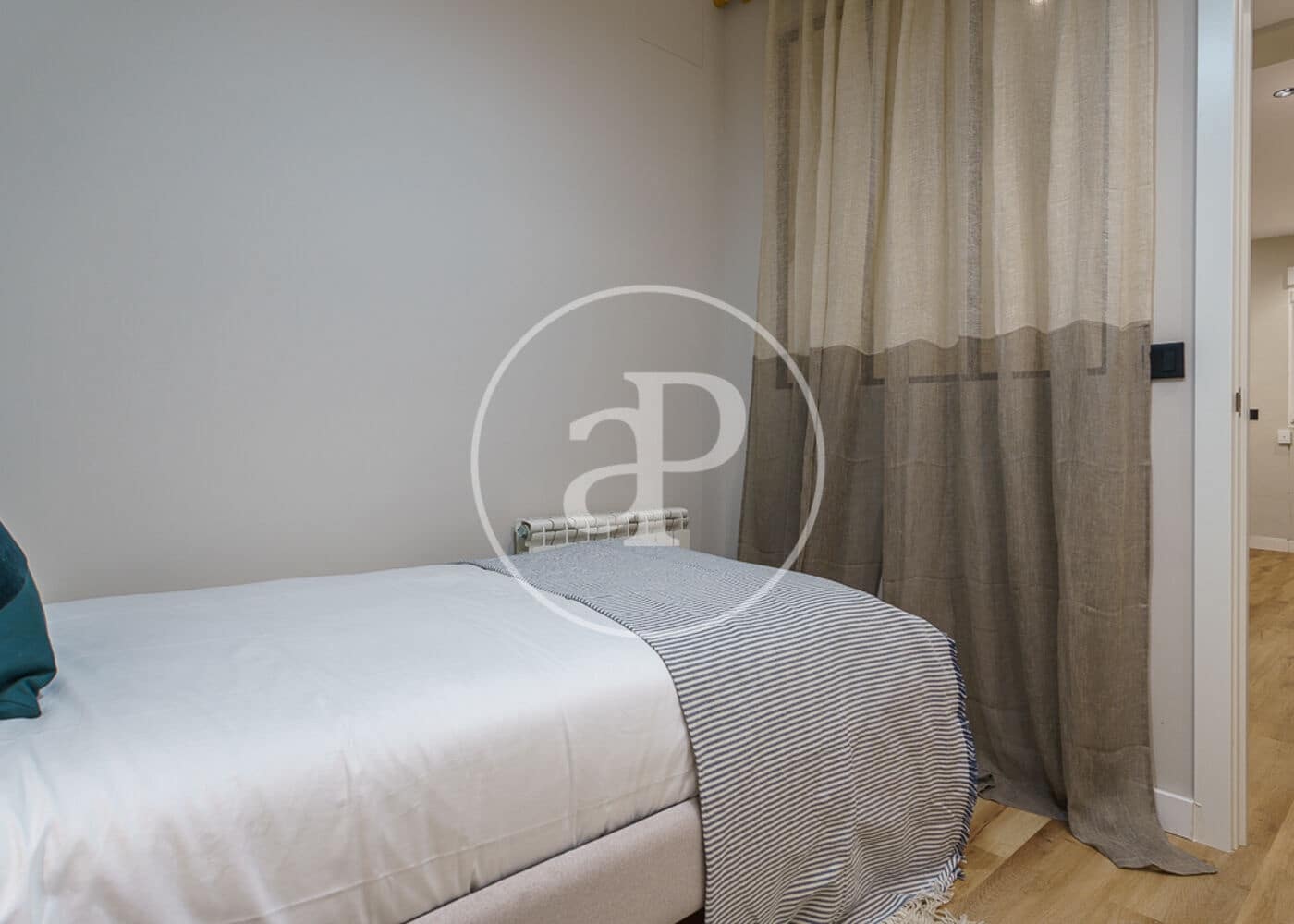 3 soveværelse Lejlighed til leje i Madrid by - € 4.750 (Ref: 8994181)