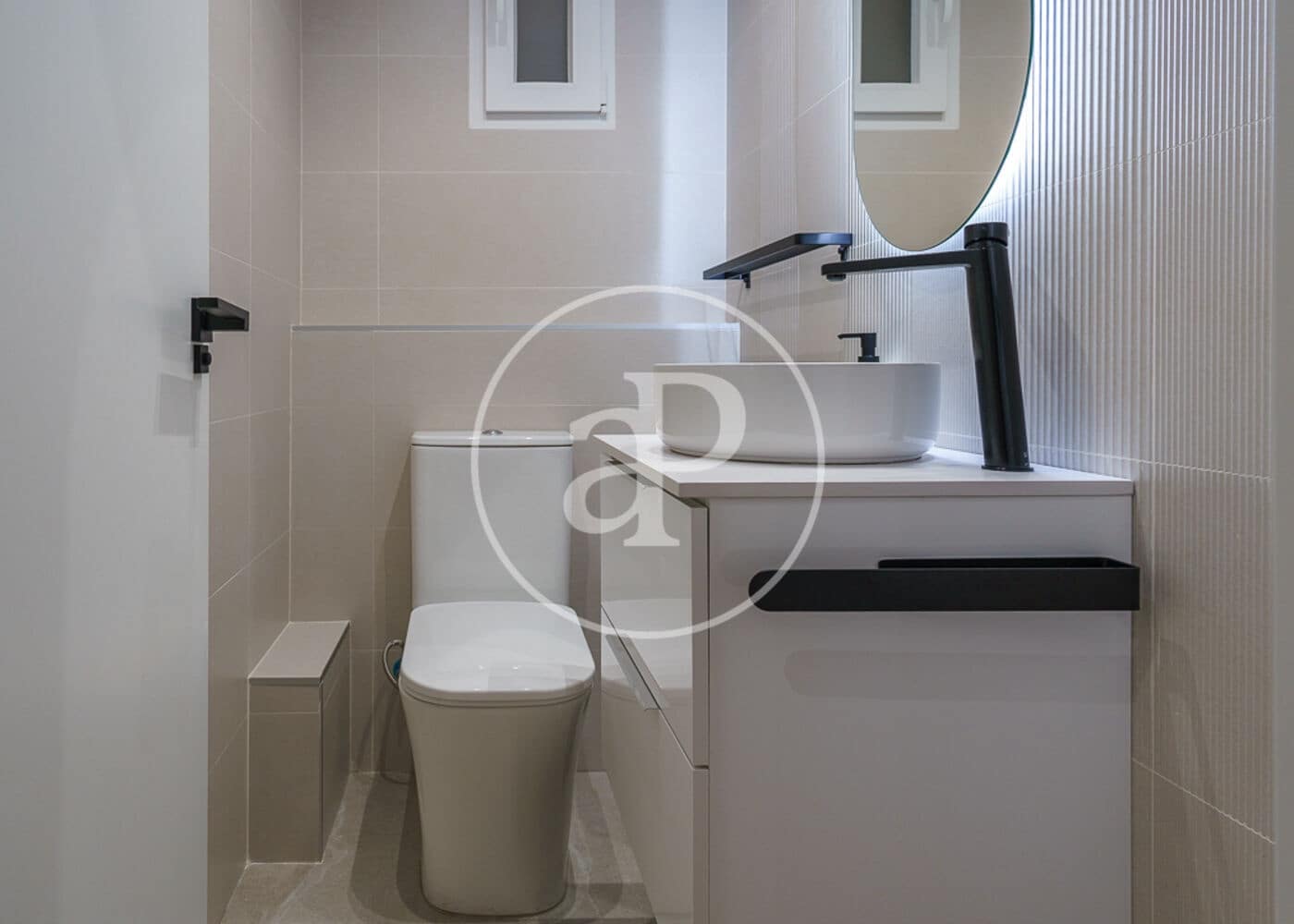 3 soveværelse Lejlighed til leje i Madrid by - € 4.750 (Ref: 8994181)