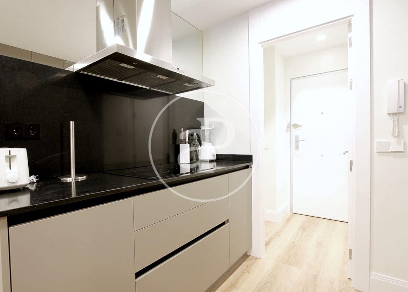 4 Zimmer Apartment zu vermieten in Madrid Stadt - 11.000 € (Ref: 8994182)
