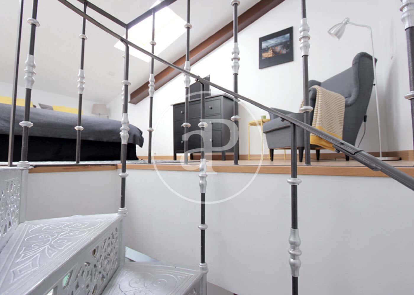 1 slaapkamer Penthouse te huur in Madrid stad - € 3.200 (Ref: 8994186)