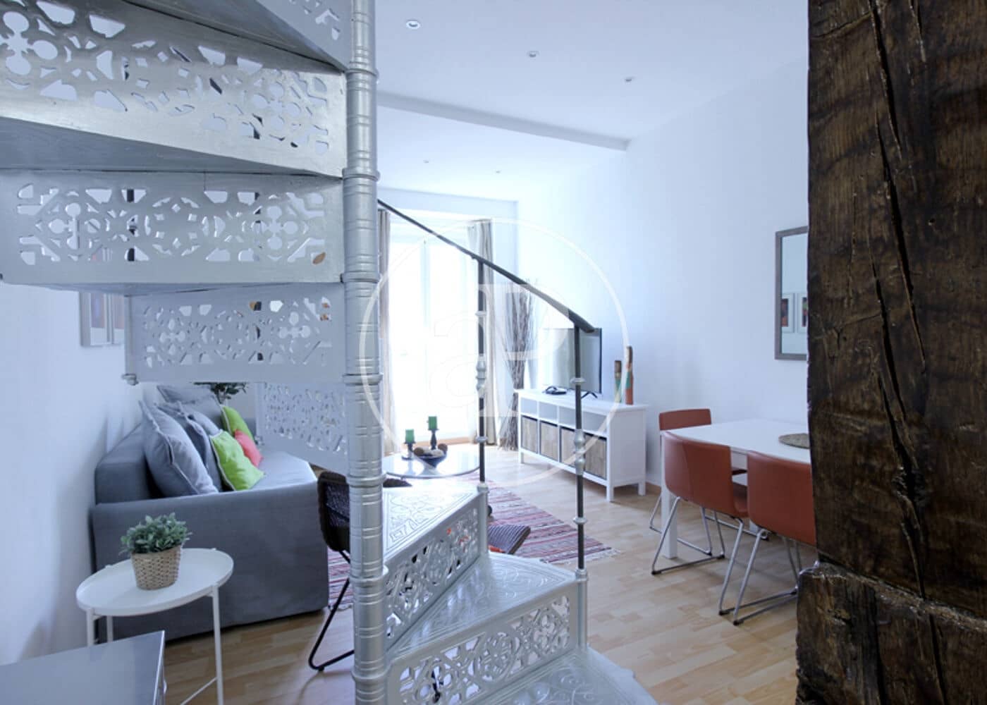 1 slaapkamer Penthouse te huur in Madrid stad - € 3.200 (Ref: 8994186)