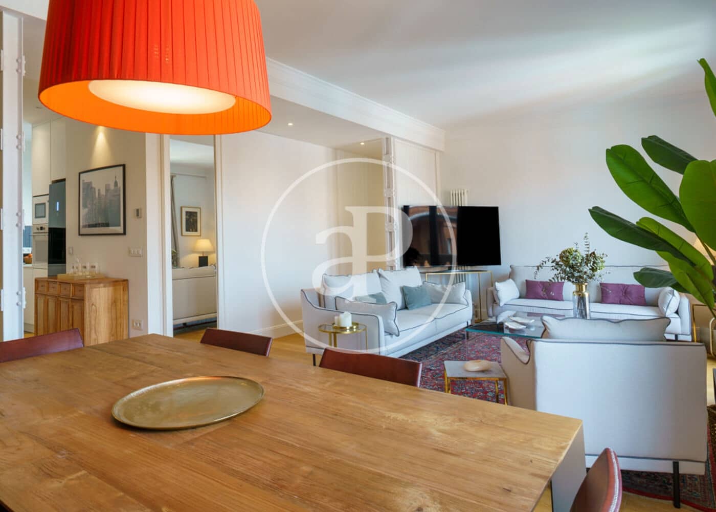 3 soveværelse Lejlighed til leje i Madrid by - € 8.000 (Ref: 8994188)