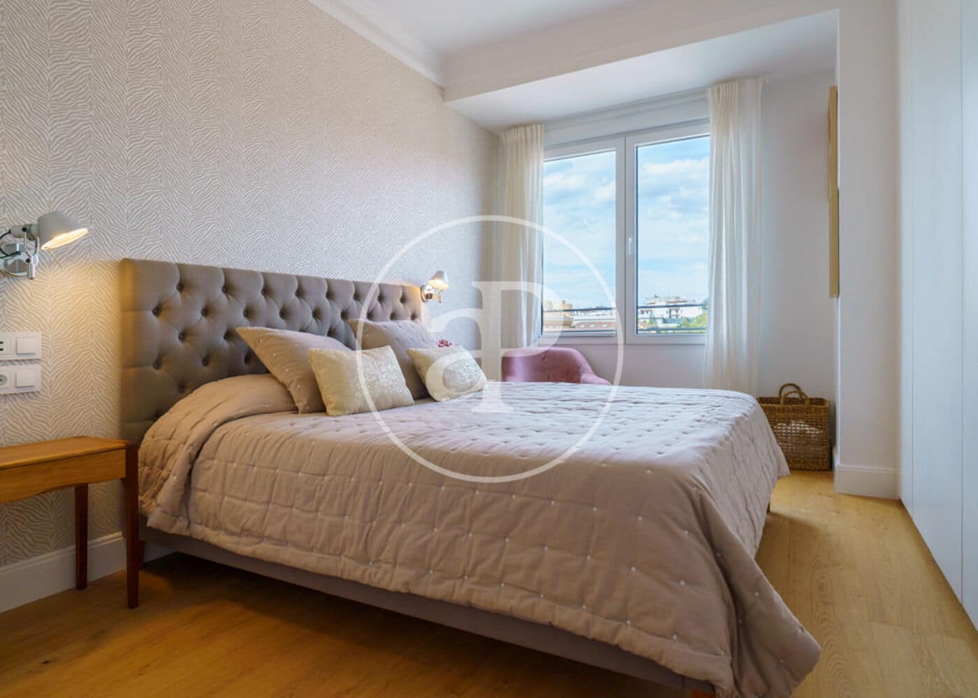 3 soveværelse Lejlighed til leje i Madrid by - € 8.000 (Ref: 8994188)