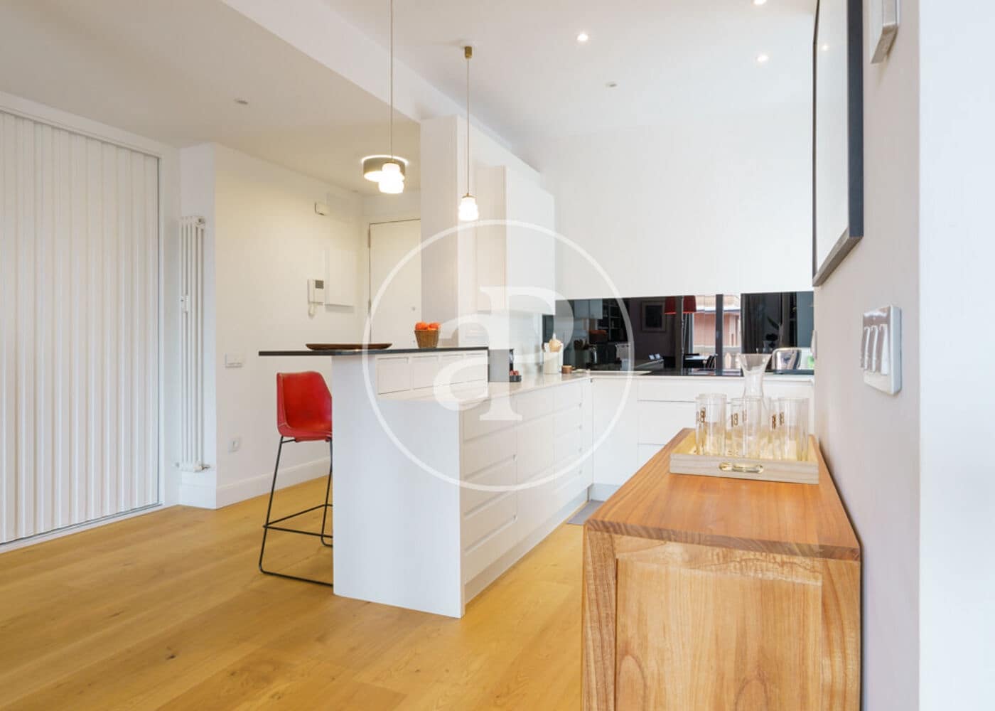 3 soveværelse Lejlighed til leje i Madrid by - € 8.000 (Ref: 8994188)