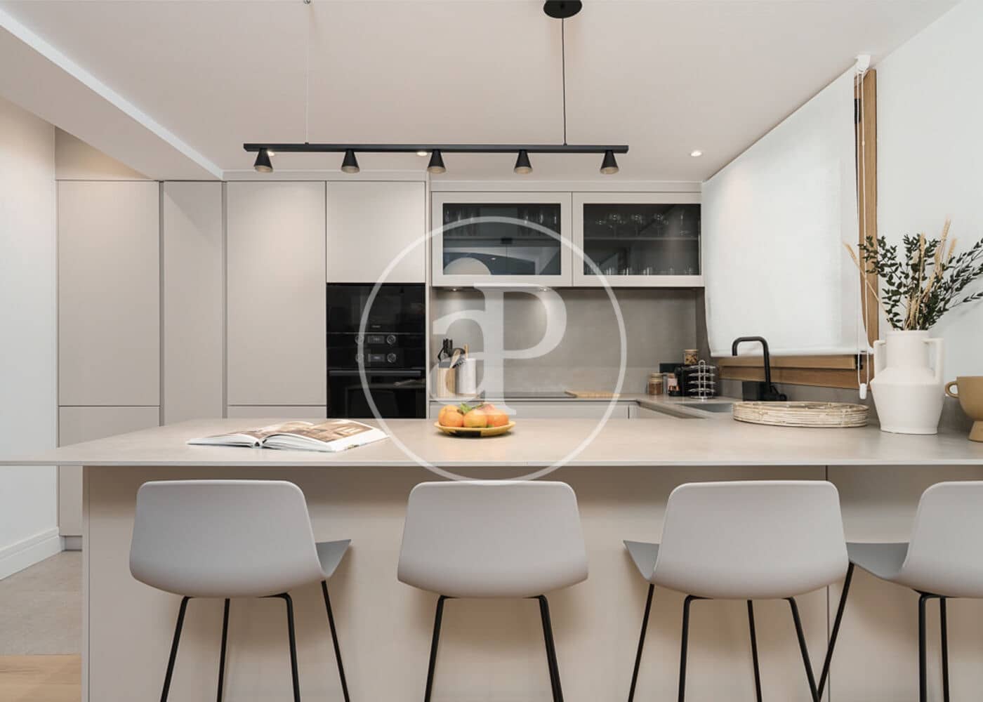 2 soverom Leilighet til leie i Madrid by - € 6 500 (Ref: 8994191)