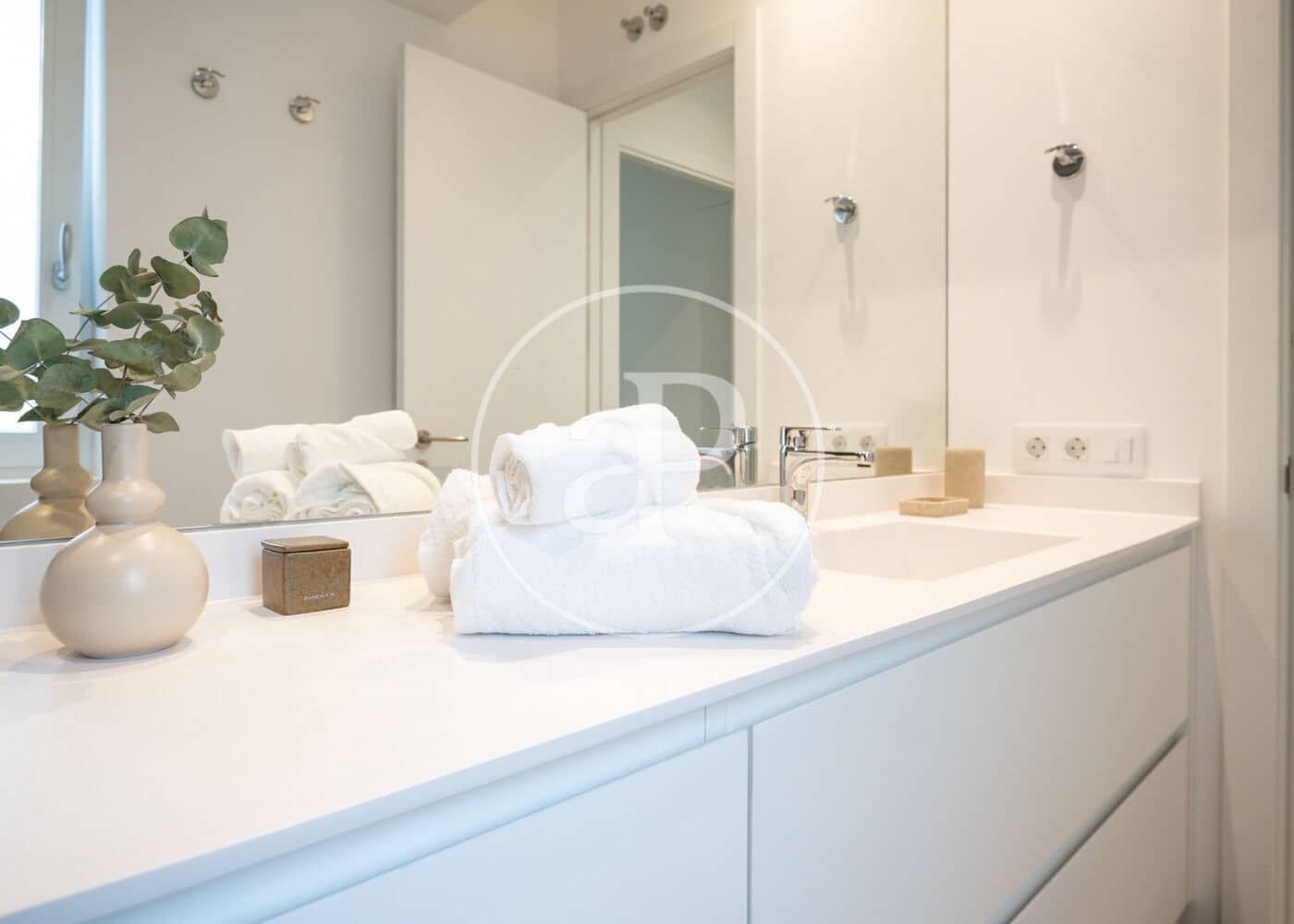 2 soverom Leilighet til leie i Madrid by - € 6 500 (Ref: 8994191)