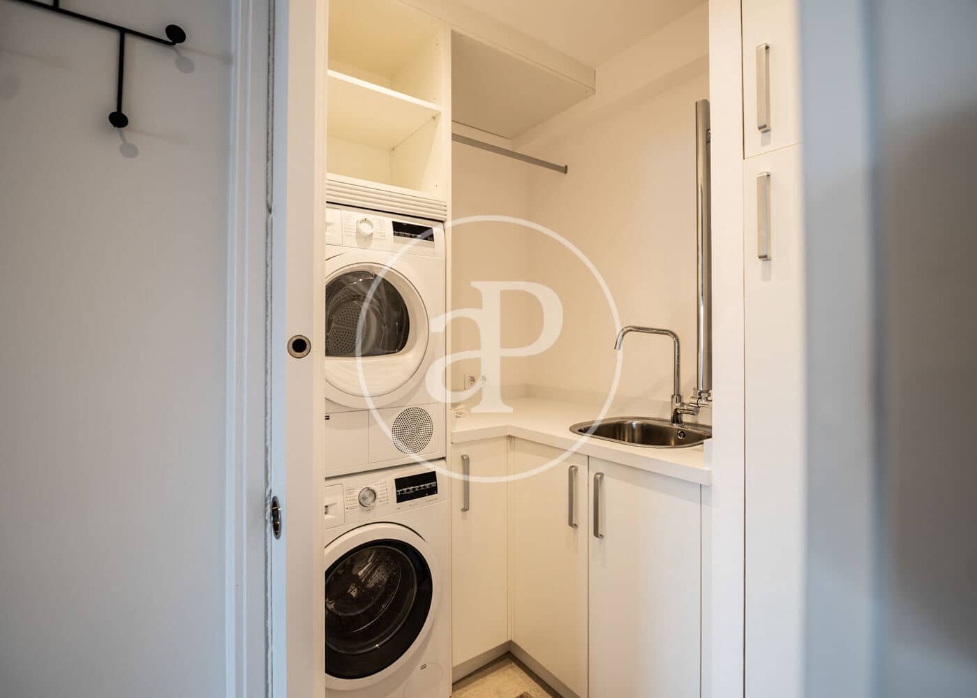 2 soverom Leilighet til leie i Madrid by - € 6 500 (Ref: 8994191)