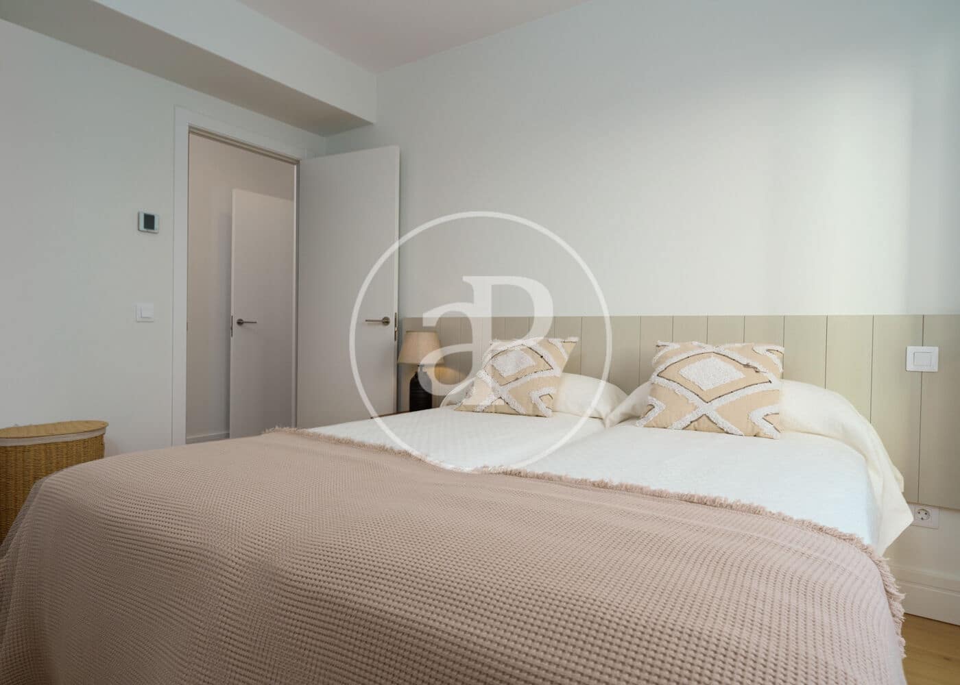 2 soverom Leilighet til leie i Madrid by - € 6 500 (Ref: 8994191)