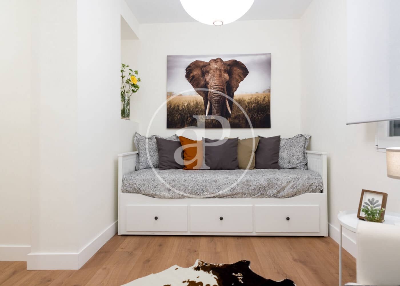 2 soveværelse Lejlighed til leje i Madrid by - € 5.500 (Ref: 8994192)