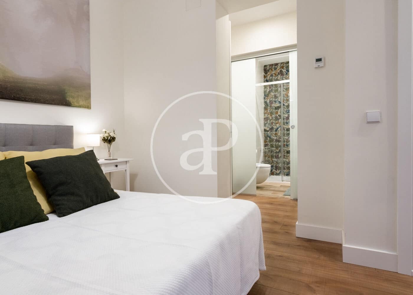 2 soveværelse Lejlighed til leje i Madrid by - € 5.500 (Ref: 8994192)