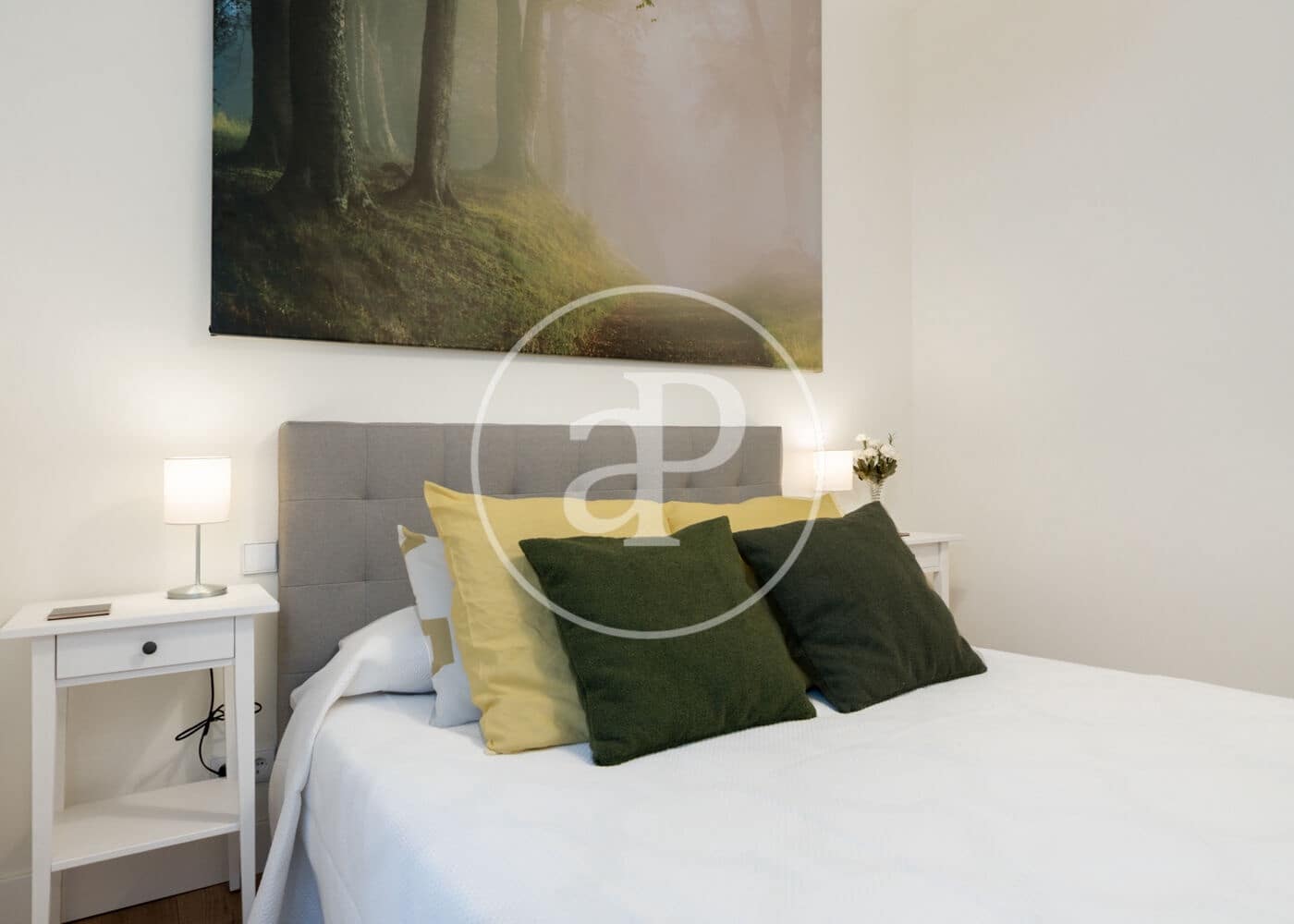 2 soveværelse Lejlighed til leje i Madrid by - € 5.500 (Ref: 8994192)