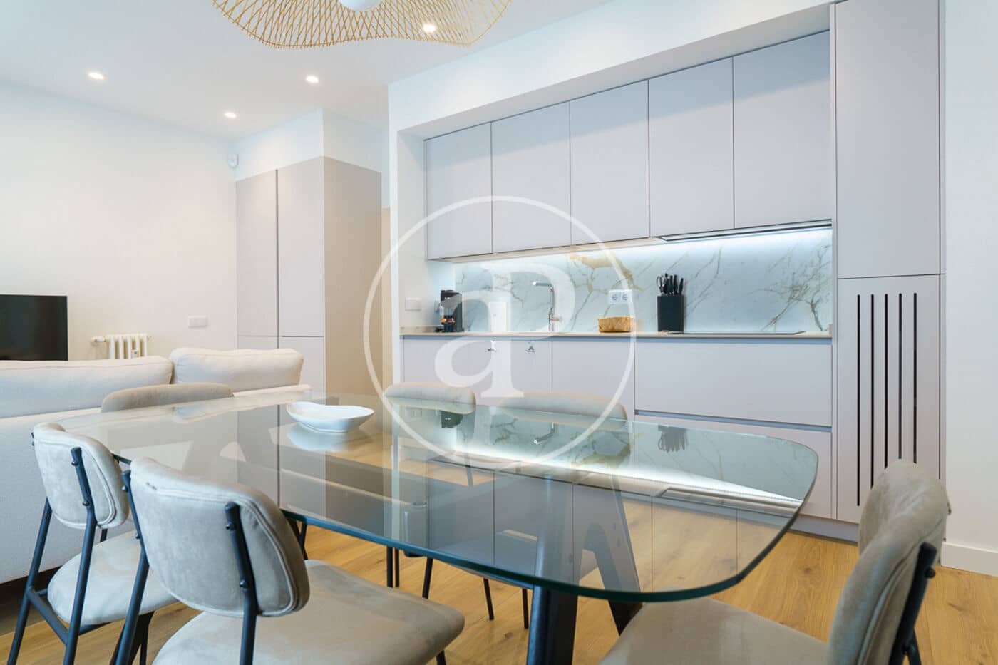 3 soverom Leilighet til leie i Madrid by - € 5 500 (Ref: 8994198)