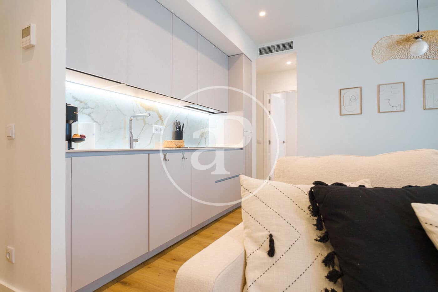 3 soverom Leilighet til leie i Madrid by - € 5 500 (Ref: 8994198)