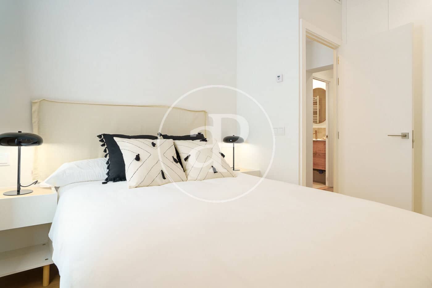 3 soverom Leilighet til leie i Madrid by - € 5 500 (Ref: 8994198)