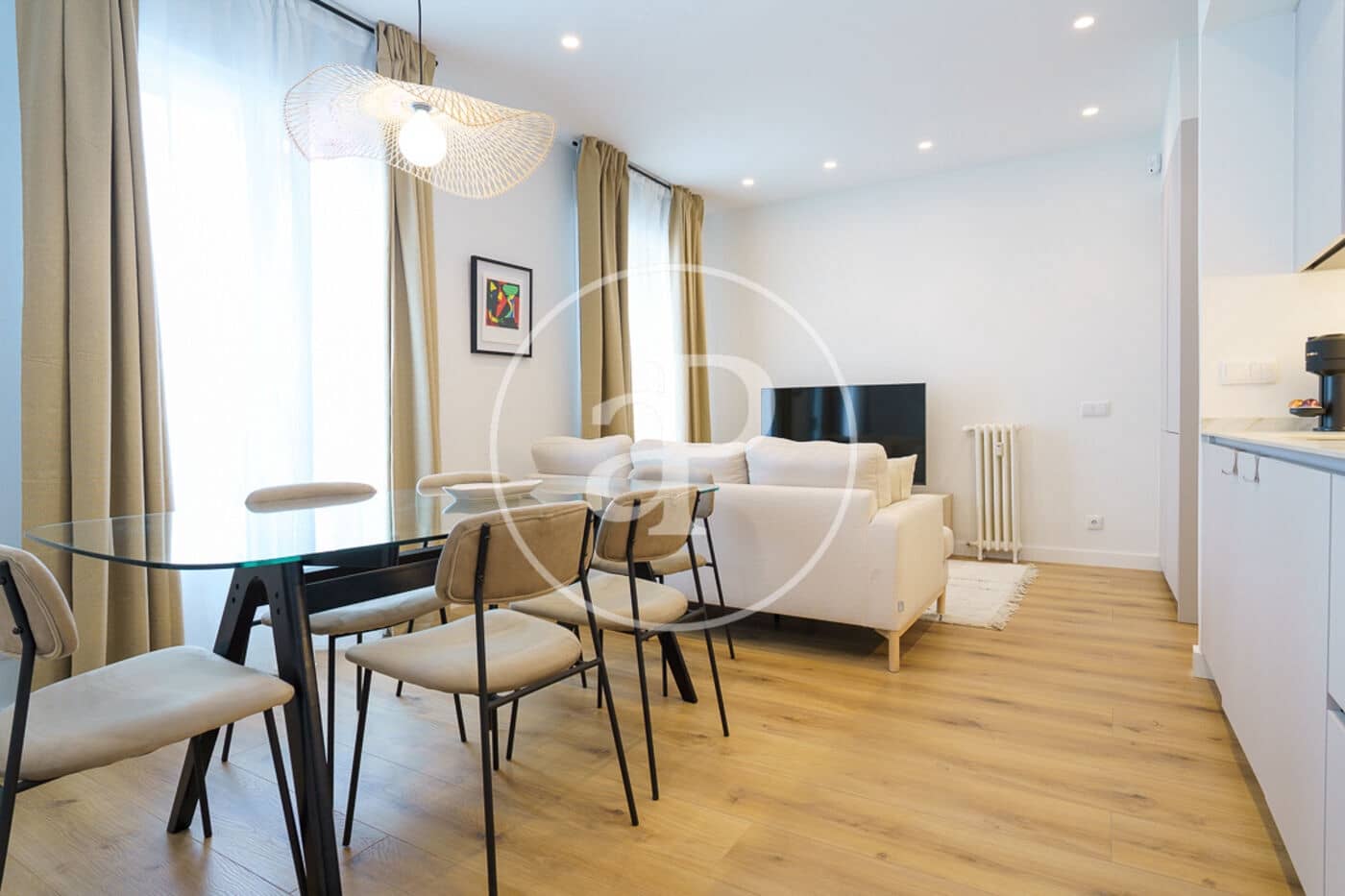 3 soverom Leilighet til leie i Madrid by - € 5 500 (Ref: 8994198)