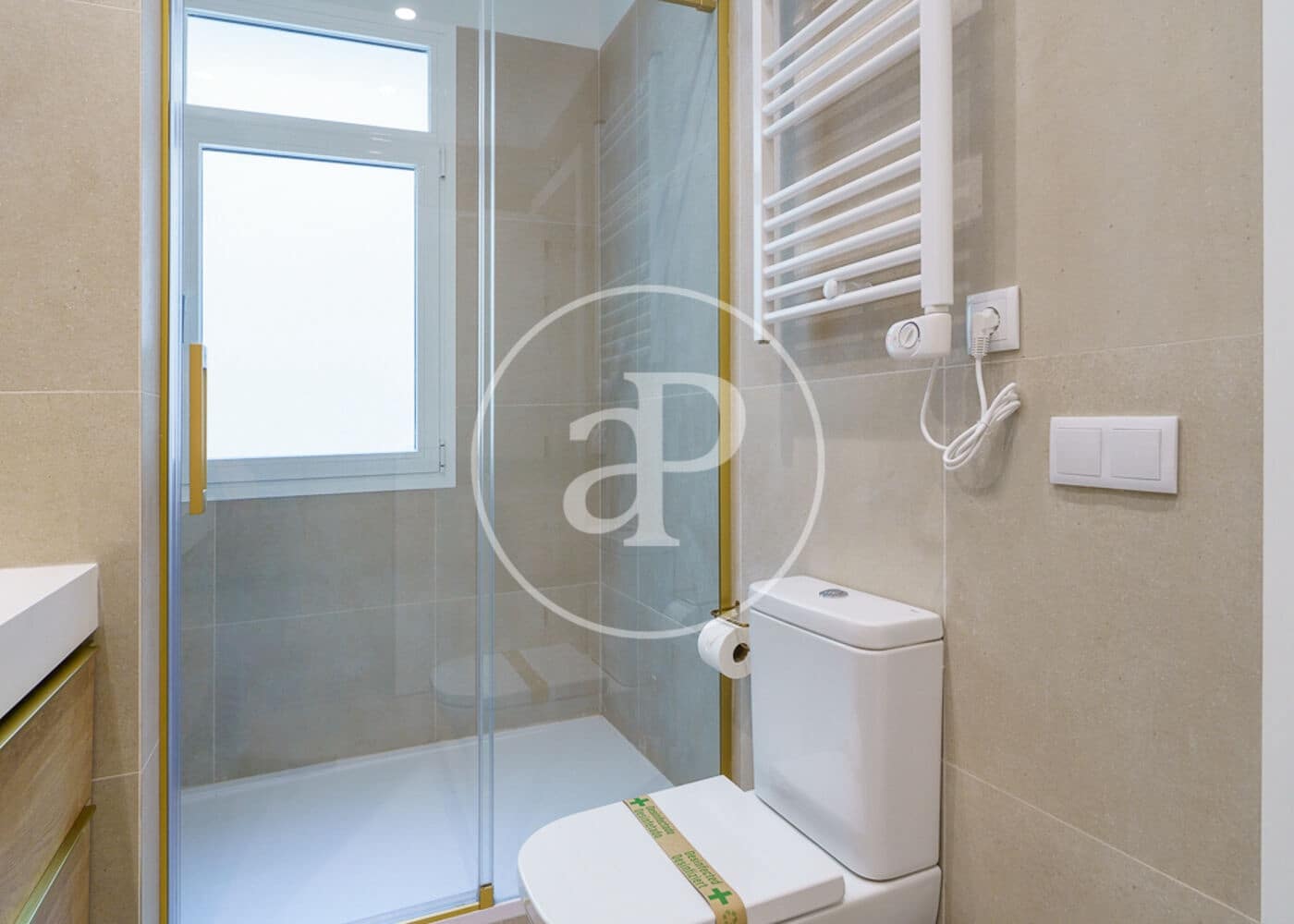 3 soverom Leilighet til leie i Madrid by - € 5 500 (Ref: 8994198)