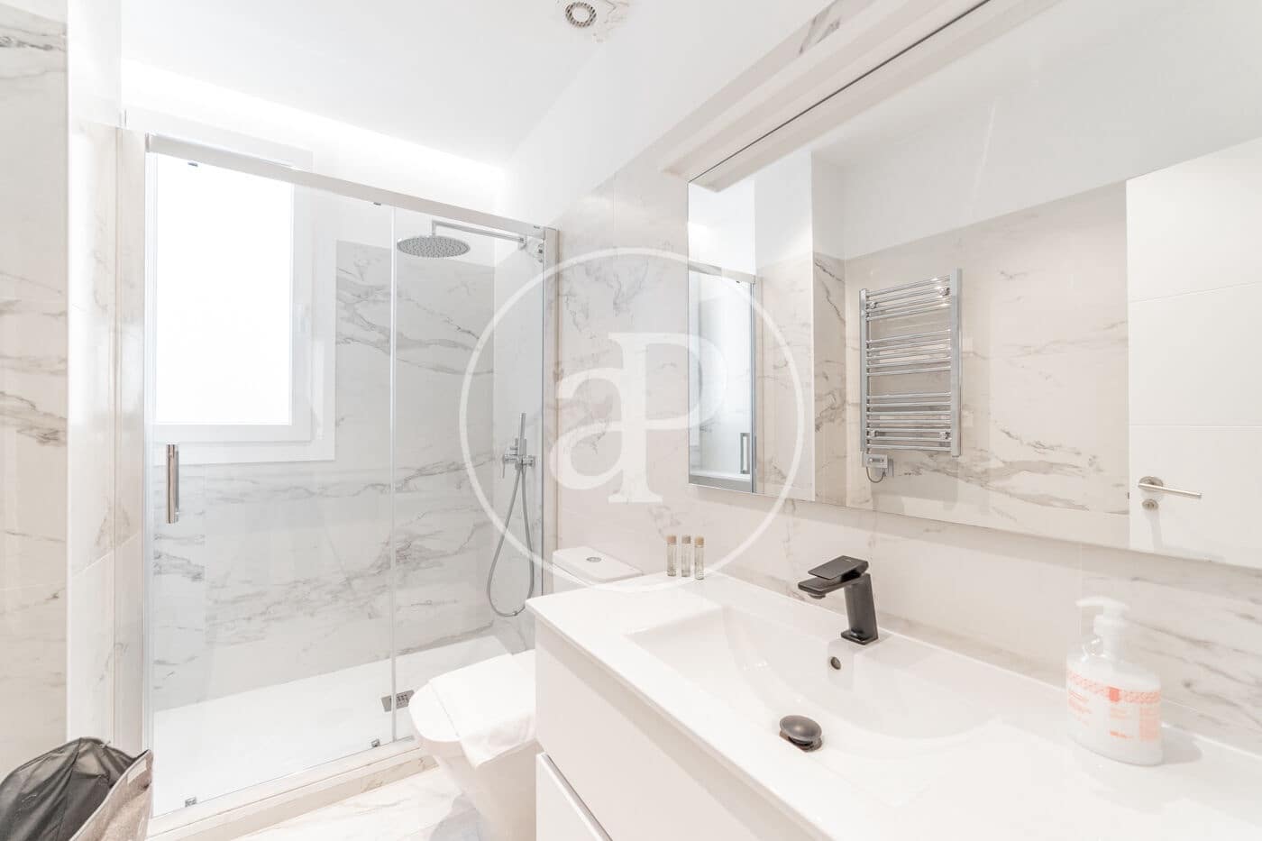 1 makuuhuone Huoneisto vuokrattavana paikassa Madrid kaupunki - 1 700 € (Ref: 8999640)