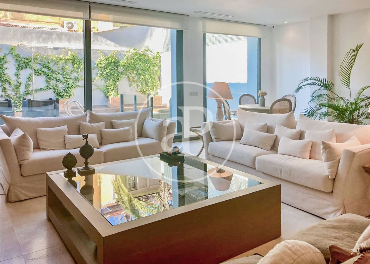 5 camera da letto Villa da affittare in Madrid citta con piscina - 6.900 € (Rif: 8999641)