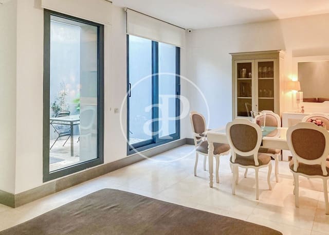 5 bedroom Villa for rent in Ciudad Jardín, Madrid city with pool - € 6,900 (Ref: 8999641)