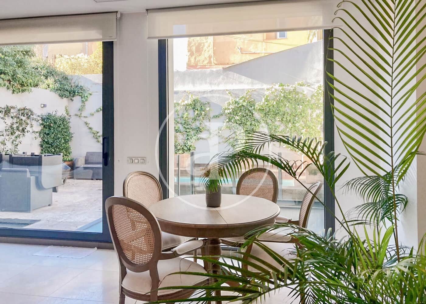 5 camera da letto Villa da affittare in Madrid citta con piscina - 6.900 € (Rif: 8999641)