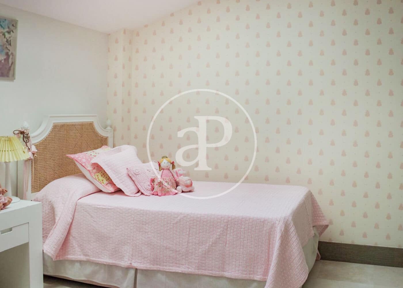 5 camera da letto Villa da affittare in Madrid citta con piscina - 6.900 € (Rif: 8999641)