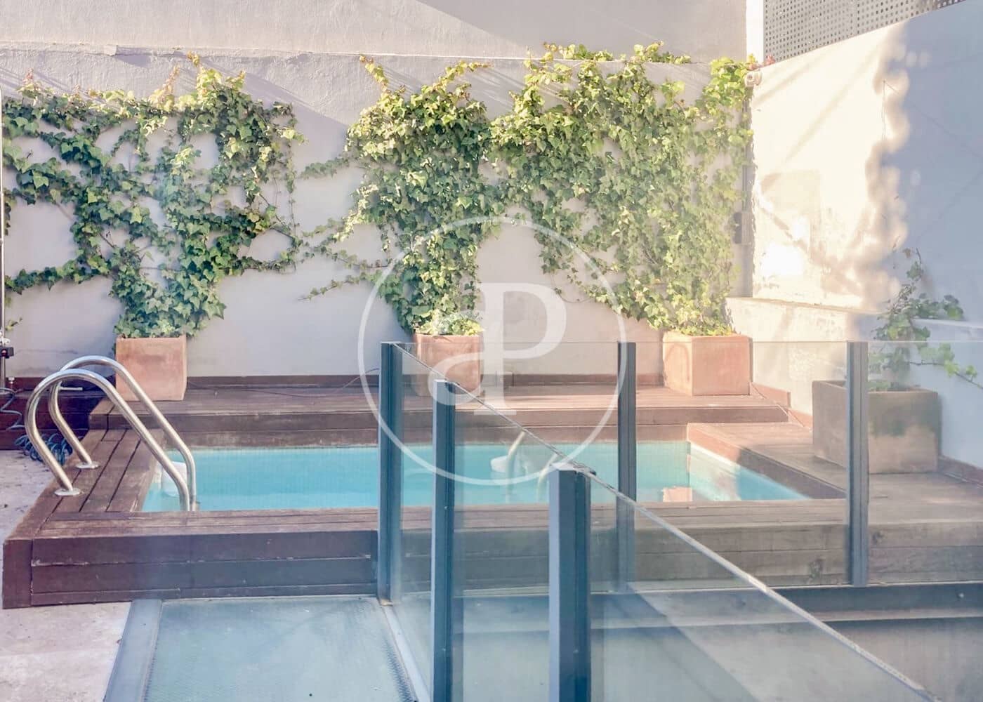 5 camera da letto Villa da affittare in Madrid citta con piscina - 6.900 € (Rif: 8999641)