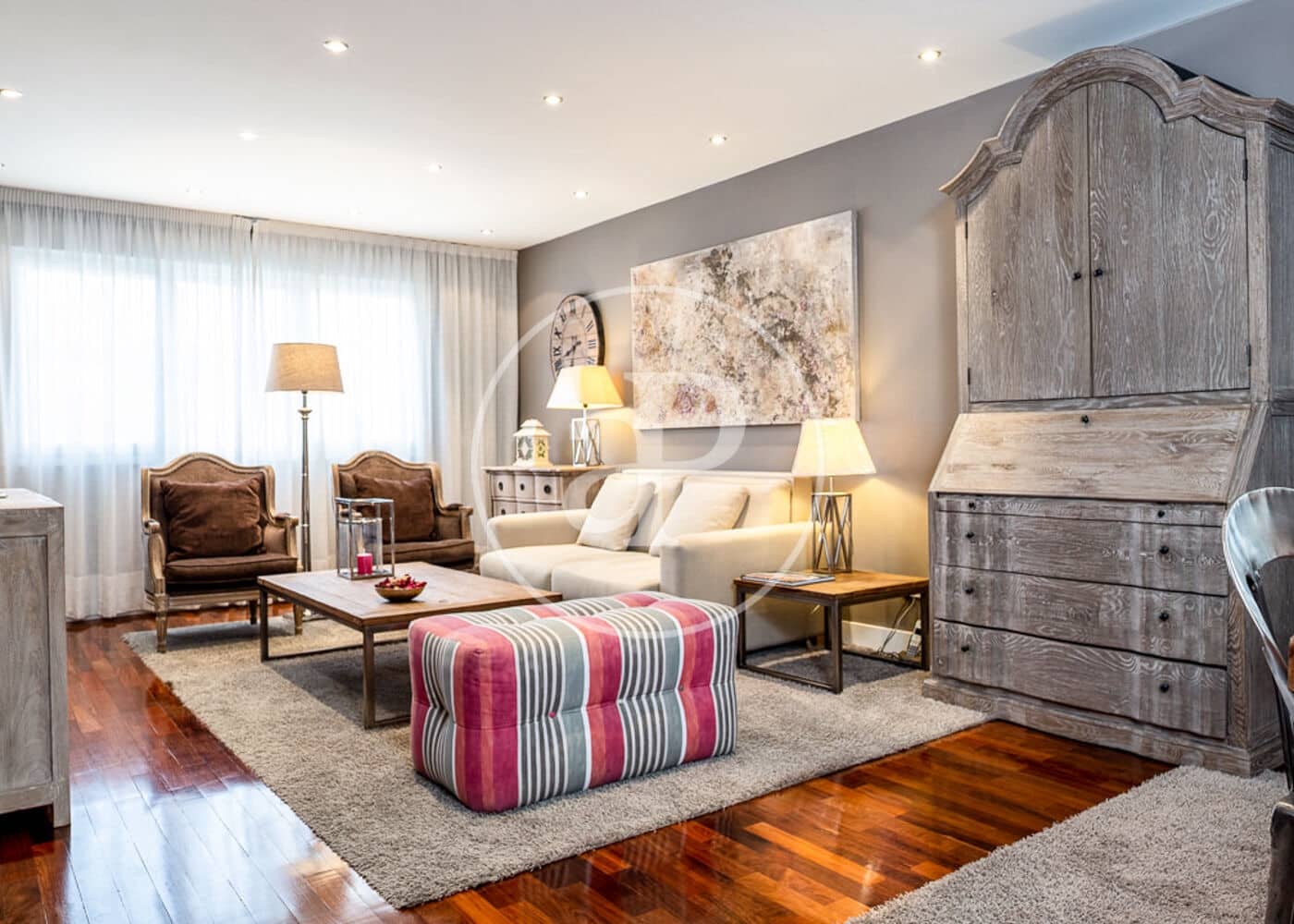 2 soveværelse Lejlighed til leje i Madrid by - € 5.900 (Ref: 8999643)