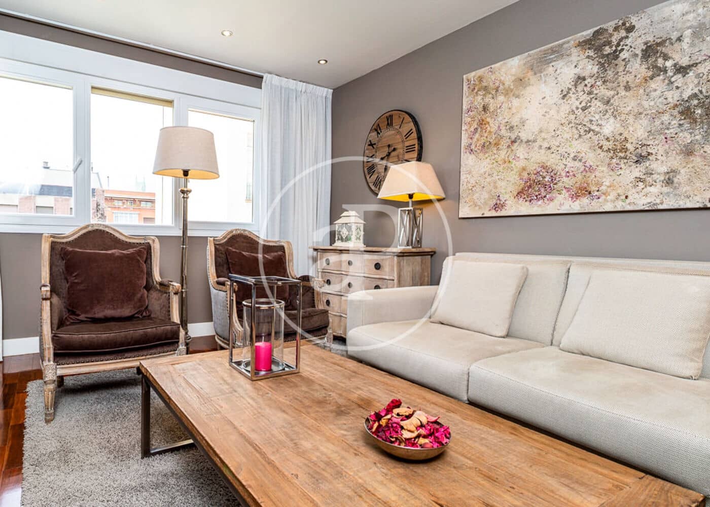 2 soveværelse Lejlighed til leje i Madrid by - € 5.900 (Ref: 8999643)