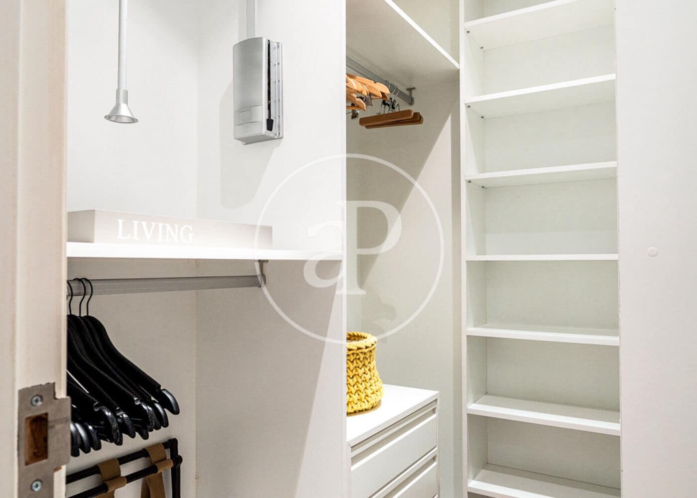 2 soveværelse Lejlighed til leje i Madrid by - € 5.900 (Ref: 8999643)