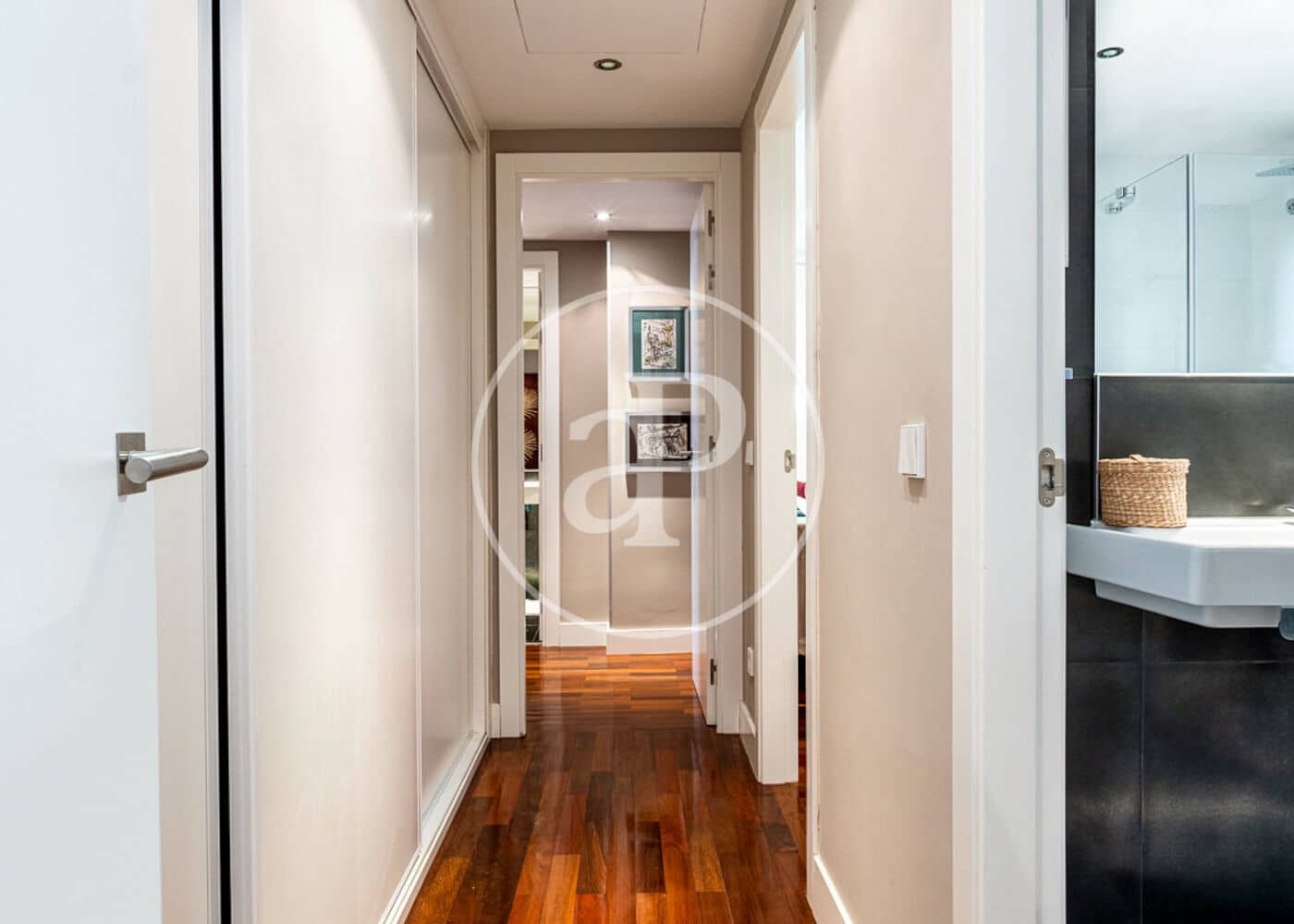 2 soveværelse Lejlighed til leje i Madrid by - € 5.900 (Ref: 8999643)