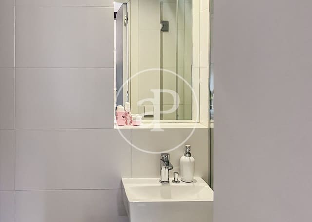 1 Zimmer Apartment zu verkaufen in Cortes, Madrid Stadt - 580.000 € (Ref: 9001789)