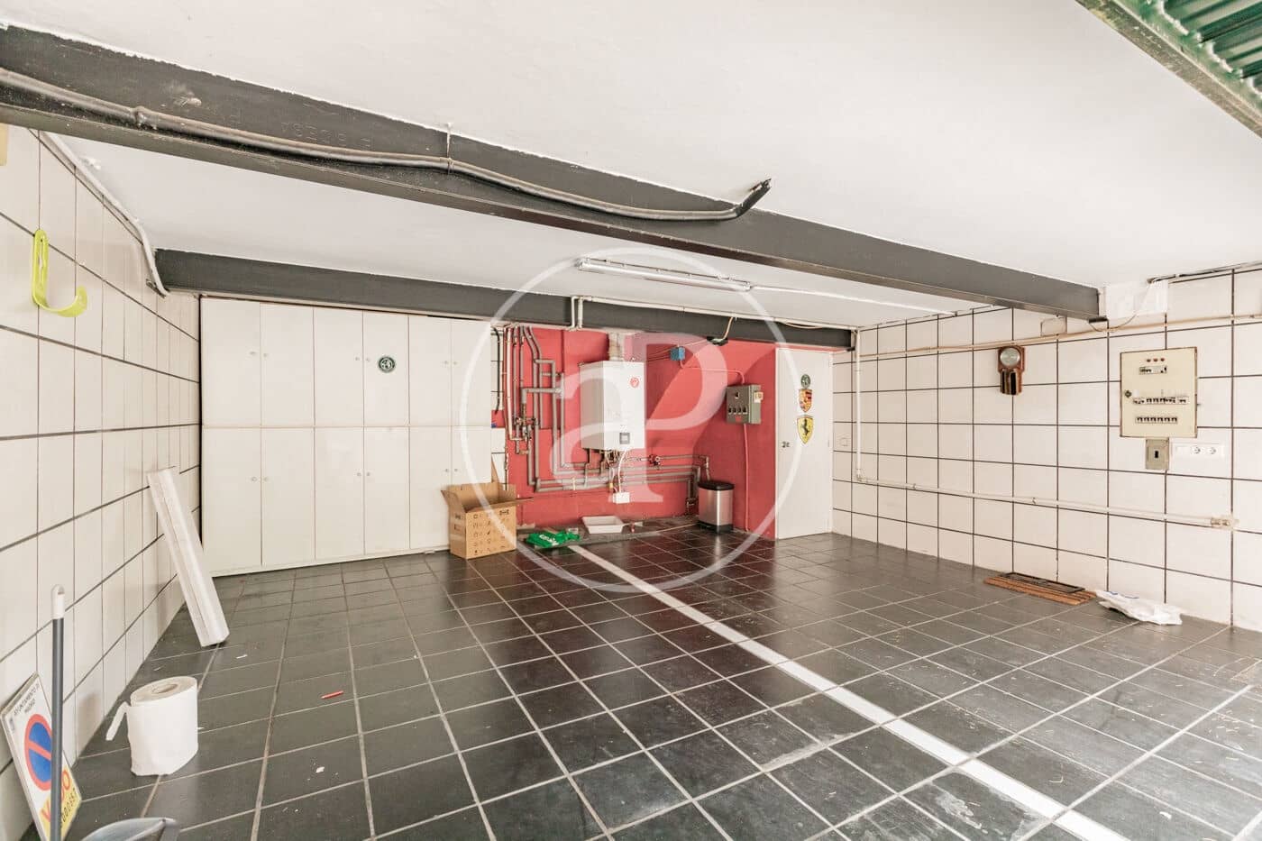 4 bedroom Villa for rent in Madrid city with pool - € 6,900 (Ref: 9001793)