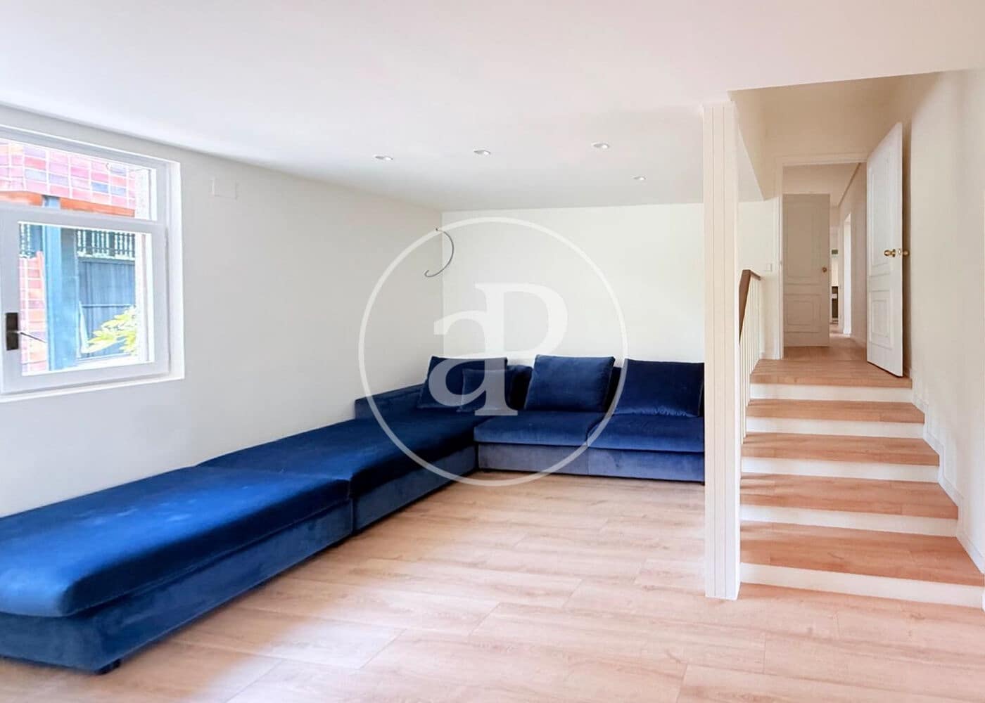 4 bedroom Villa for rent in Madrid city with pool - € 6,900 (Ref: 9001793)