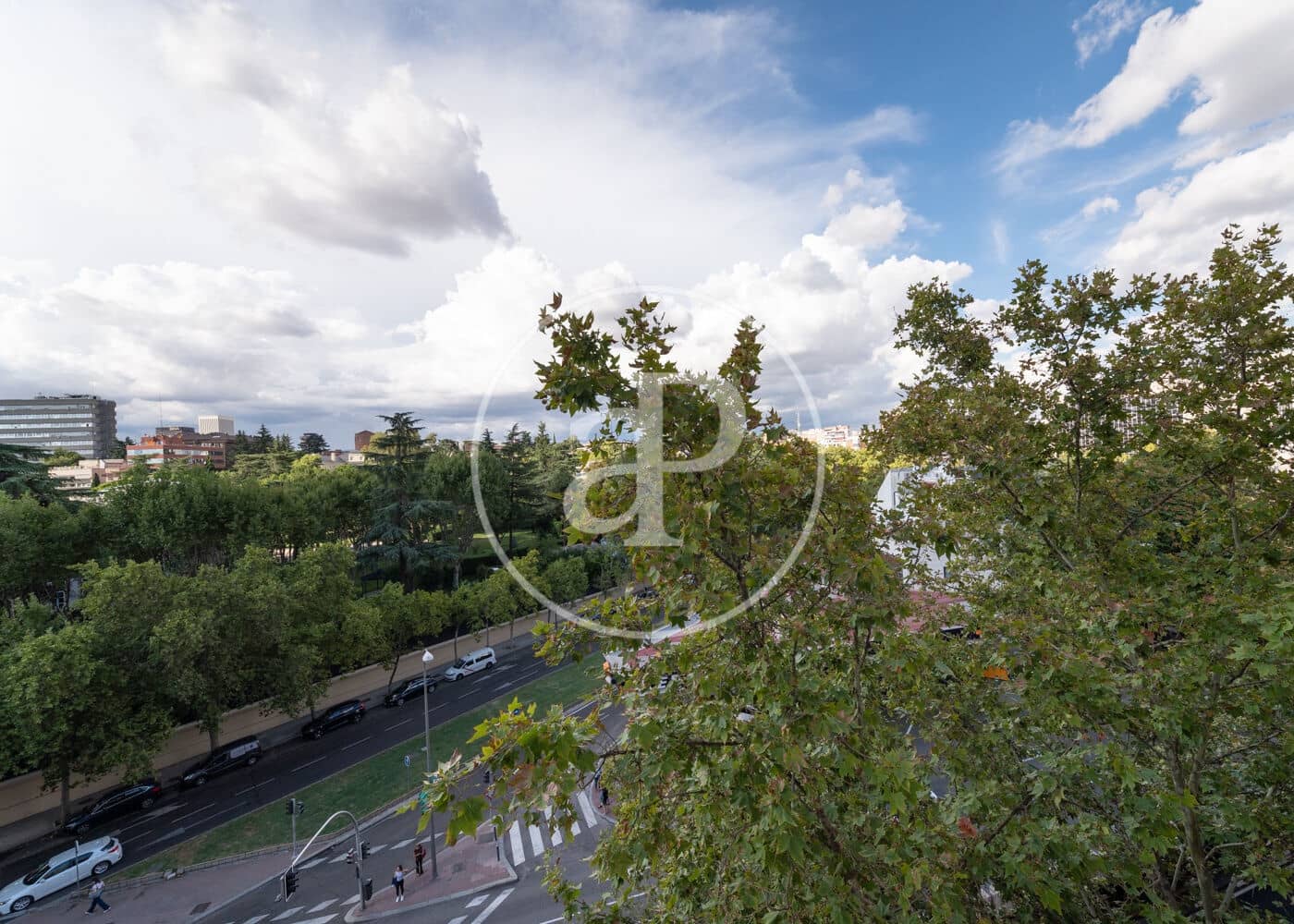 4 sypialnia Apartament do wynajęcia w Miasto Madryt - 4 400 € (Ref: 9001795)