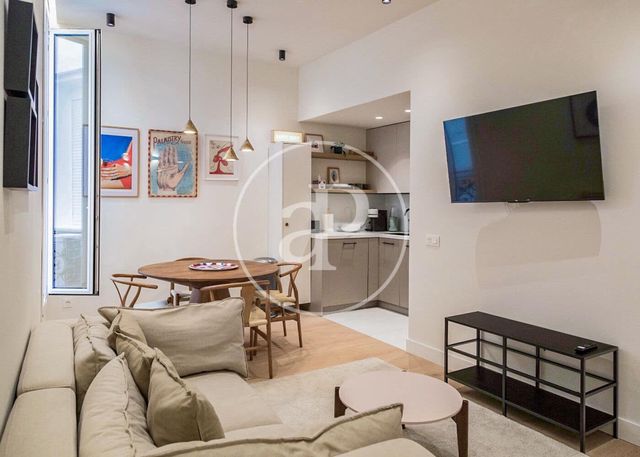 2 quarto Apartamento para arrendar em Justicia, Madrid cidade - 2 500 € (Ref: 9004717)