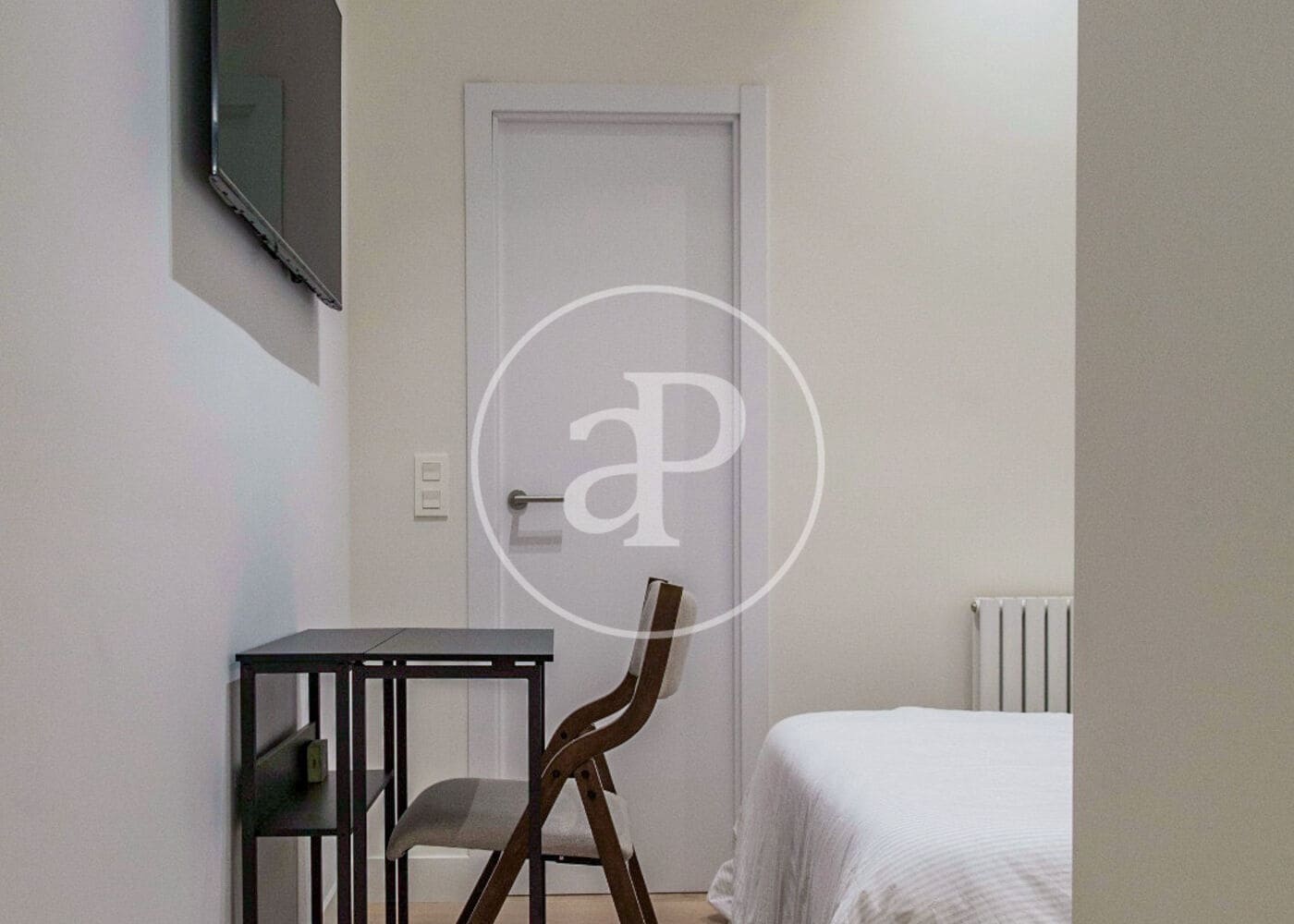 2 quarto Apartamento para arrendar em Madrid cidade - 2 500 € (Ref: 9004717)