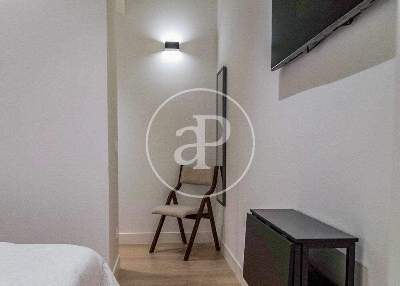 2 quarto Apartamento para arrendar em Madrid cidade - 2 500 € (Ref: 9004717)