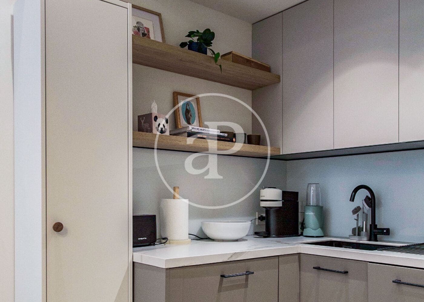 2 quarto Apartamento para arrendar em Madrid cidade - 2 500 € (Ref: 9004717)