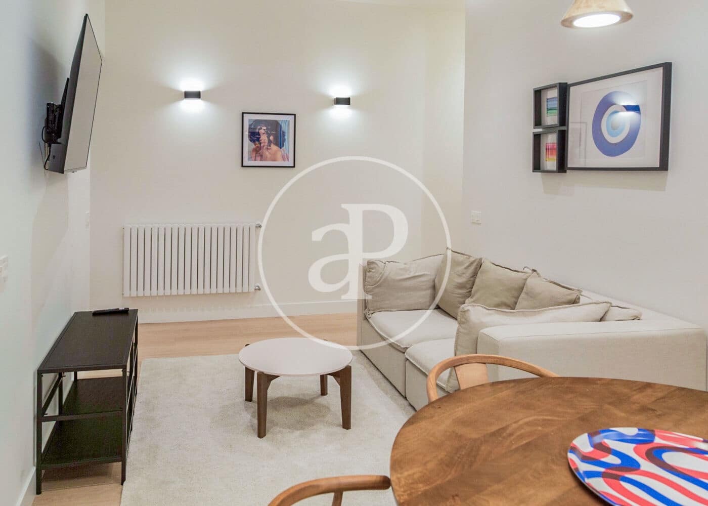 2 quarto Apartamento para arrendar em Madrid cidade - 2 500 € (Ref: 9004717)