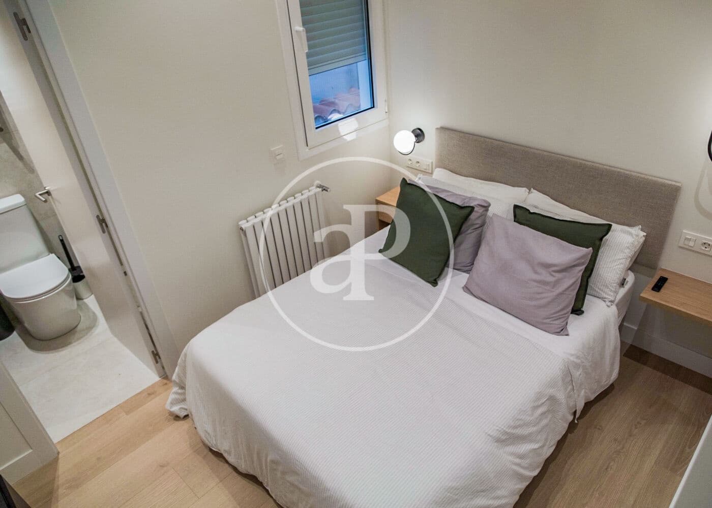 2 quarto Apartamento para arrendar em Madrid cidade - 2 500 € (Ref: 9004717)
