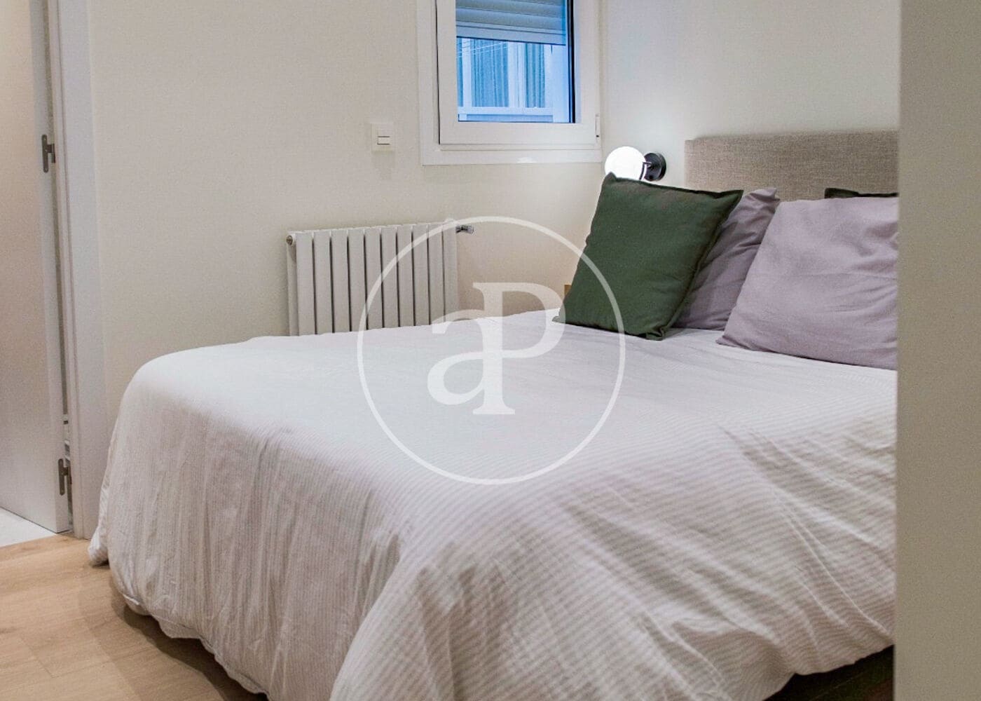 2 quarto Apartamento para arrendar em Madrid cidade - 2 500 € (Ref: 9004717)