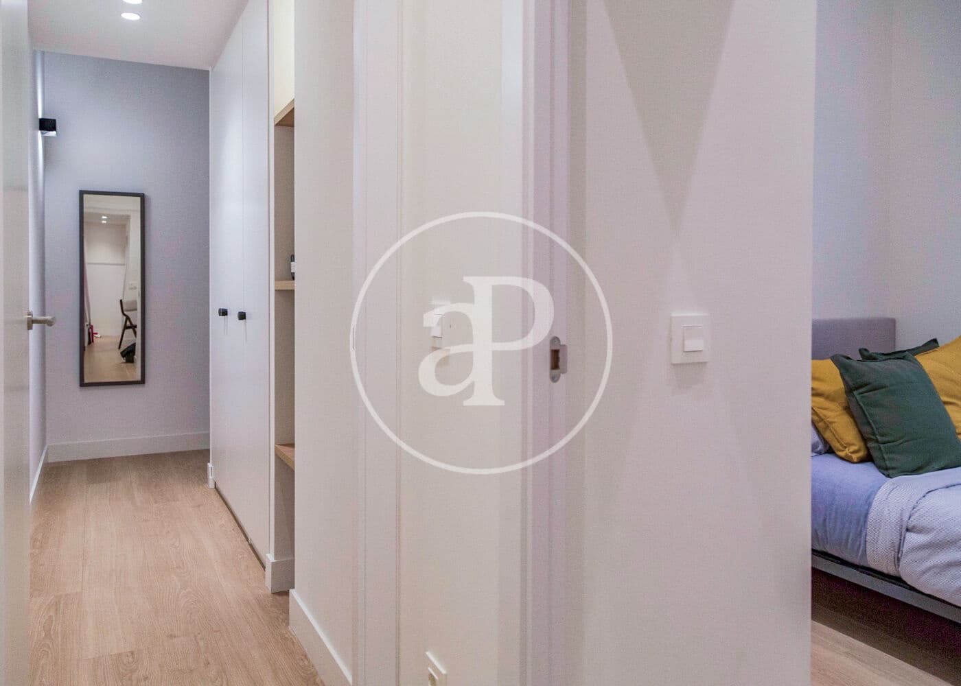 2 quarto Apartamento para arrendar em Madrid cidade - 2 500 € (Ref: 9004717)