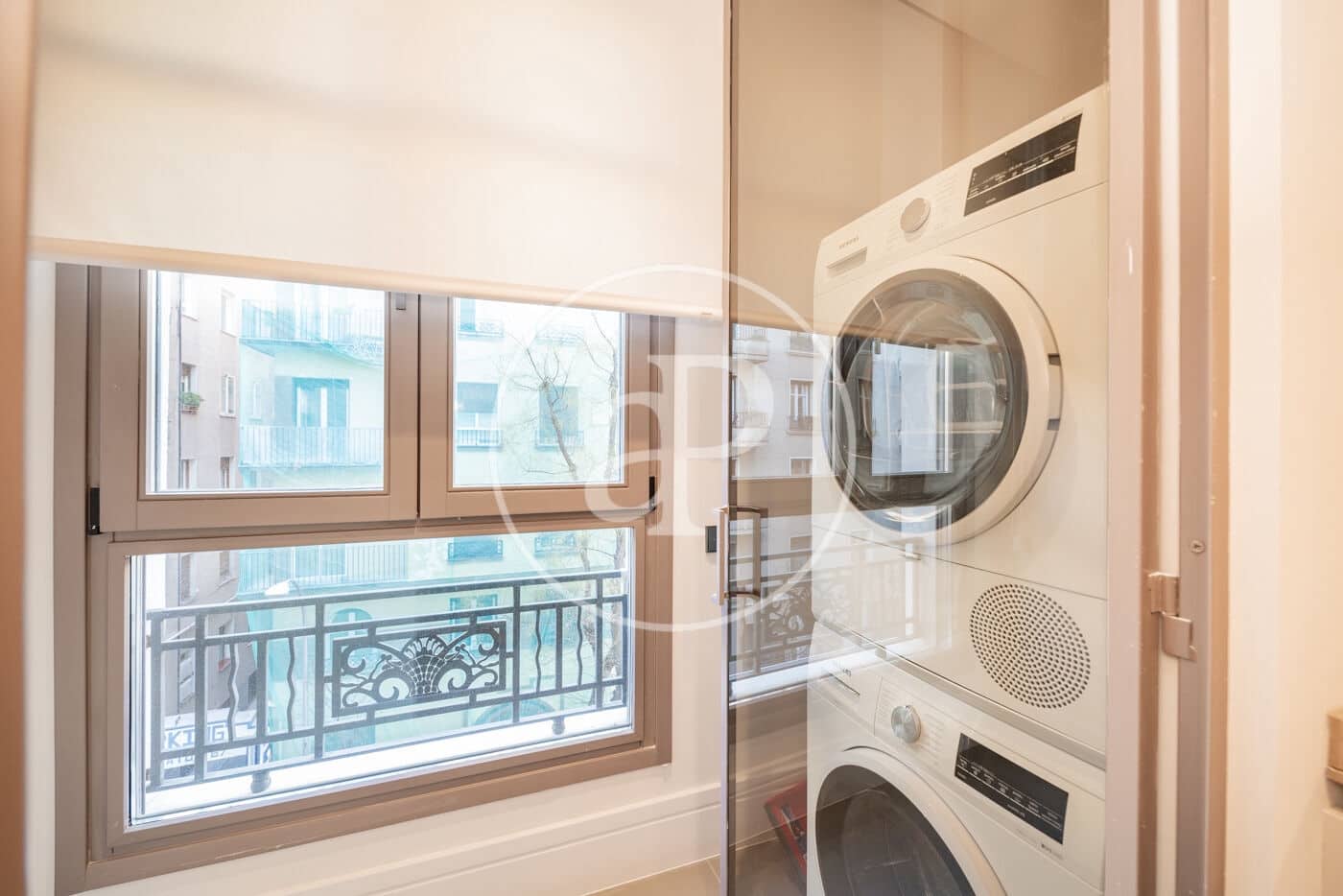 1 soveværelse Lejlighed til leje i Madrid by med swimmingpool - € 3.200 (Ref: 9004719)