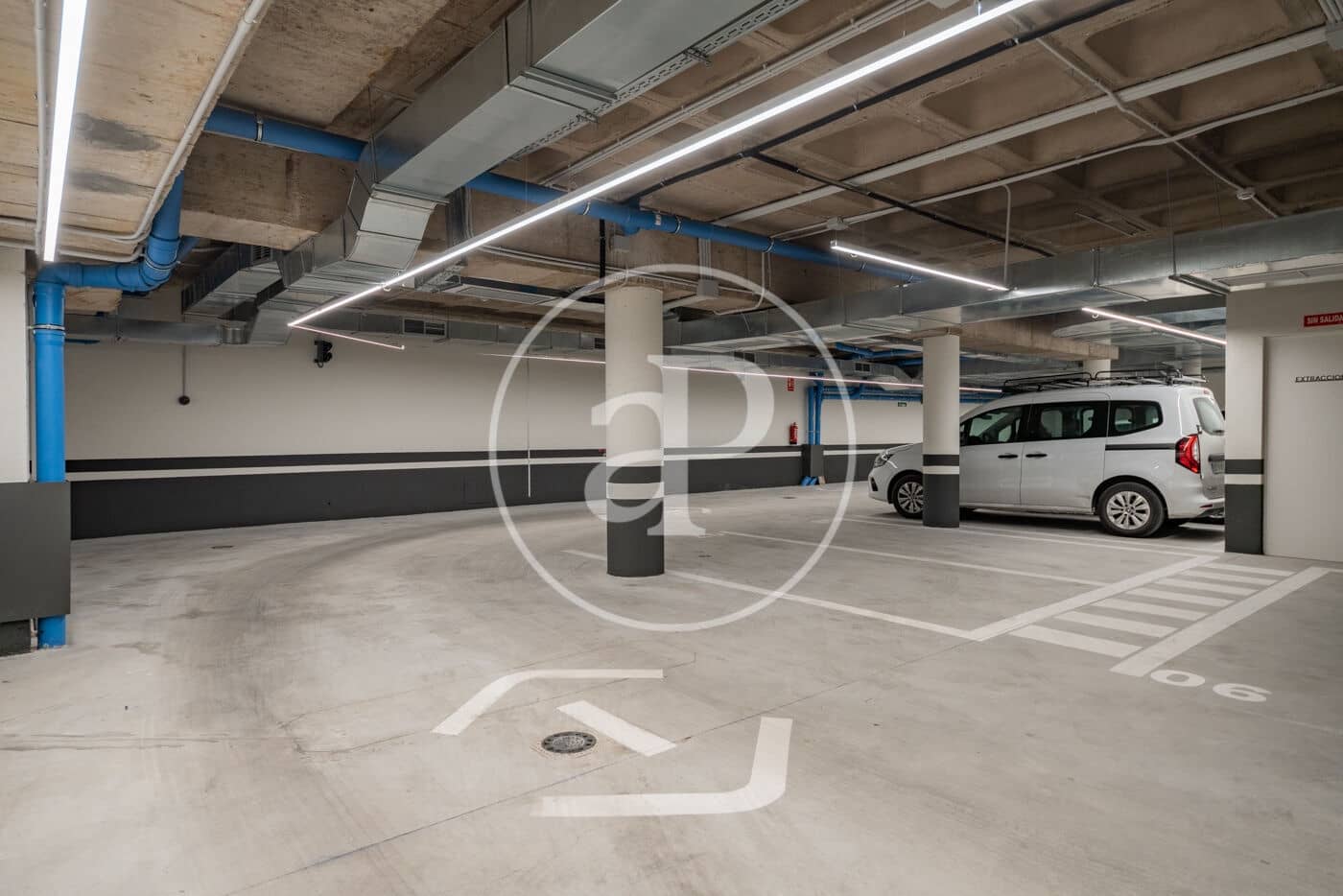 1 soveværelse Lejlighed til leje i Madrid by med swimmingpool - € 3.200 (Ref: 9004719)