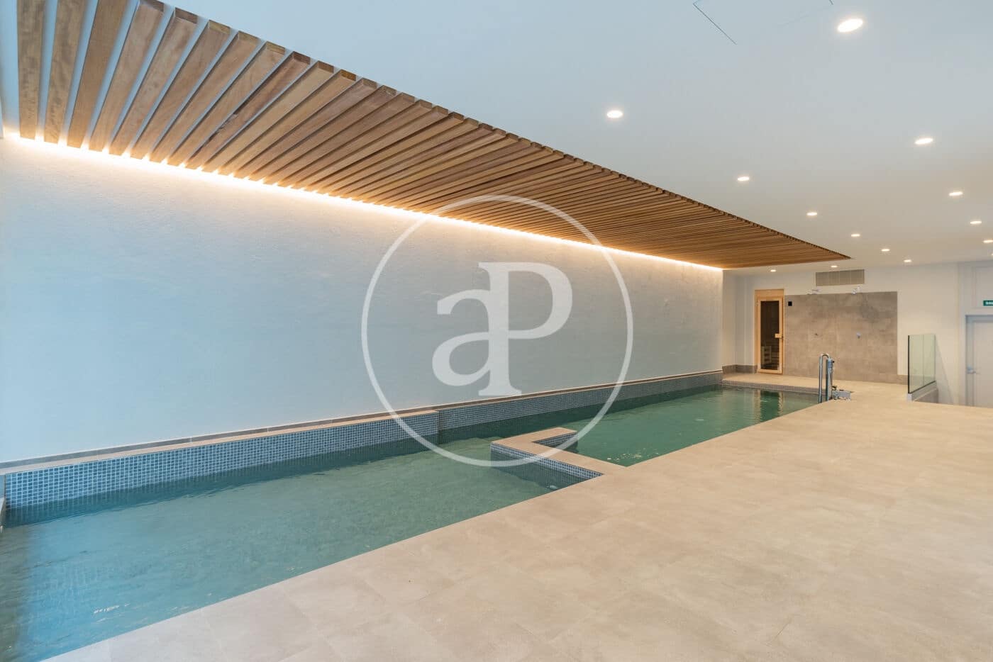 1 soveværelse Lejlighed til leje i Madrid by med swimmingpool - € 3.200 (Ref: 9004719)