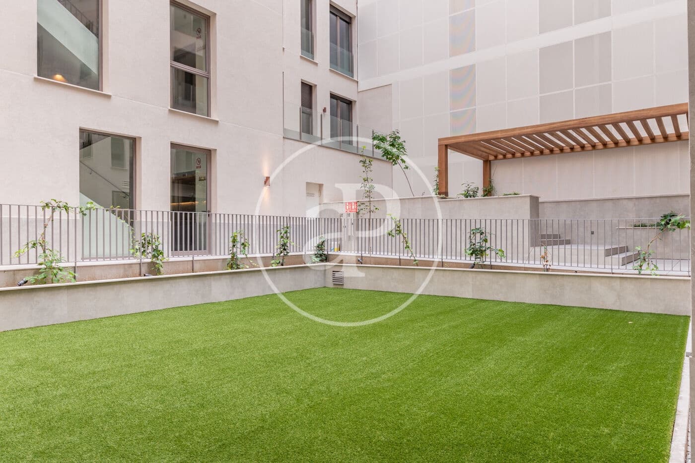 1 soveværelse Lejlighed til leje i Madrid by med swimmingpool - € 3.200 (Ref: 9004719)